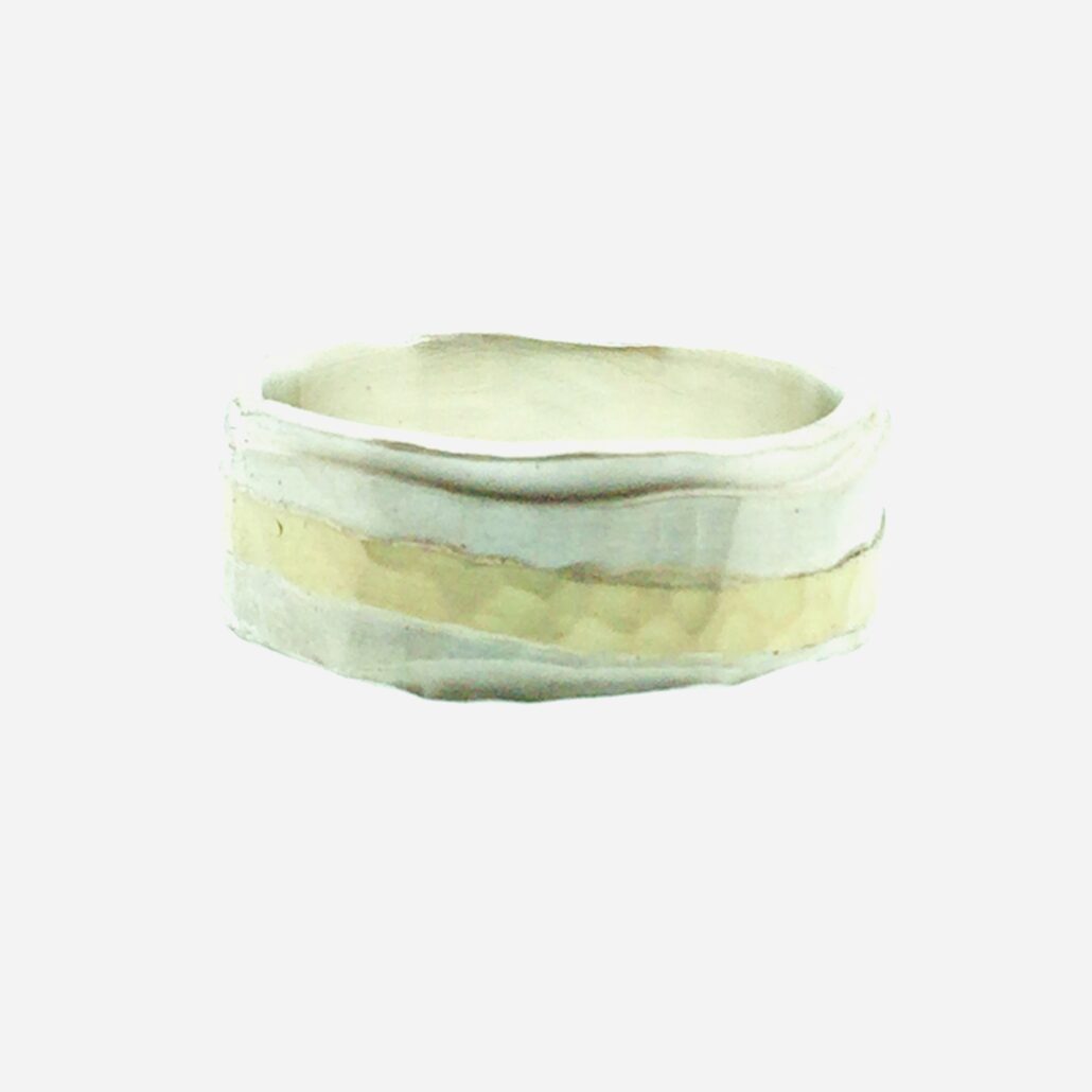 picture of silver ring with gold