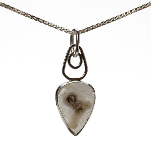 Agate pendant with silver chain necklace